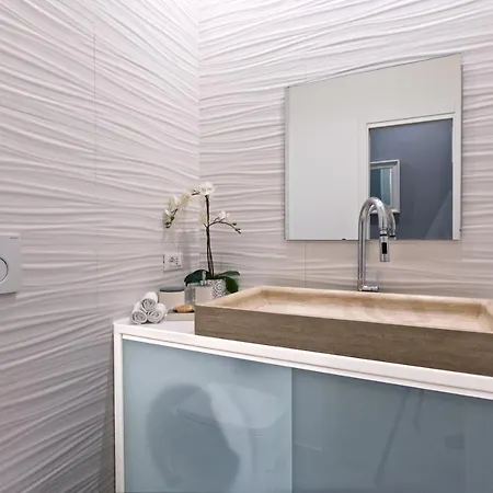 La Porta Sul Vaticano *